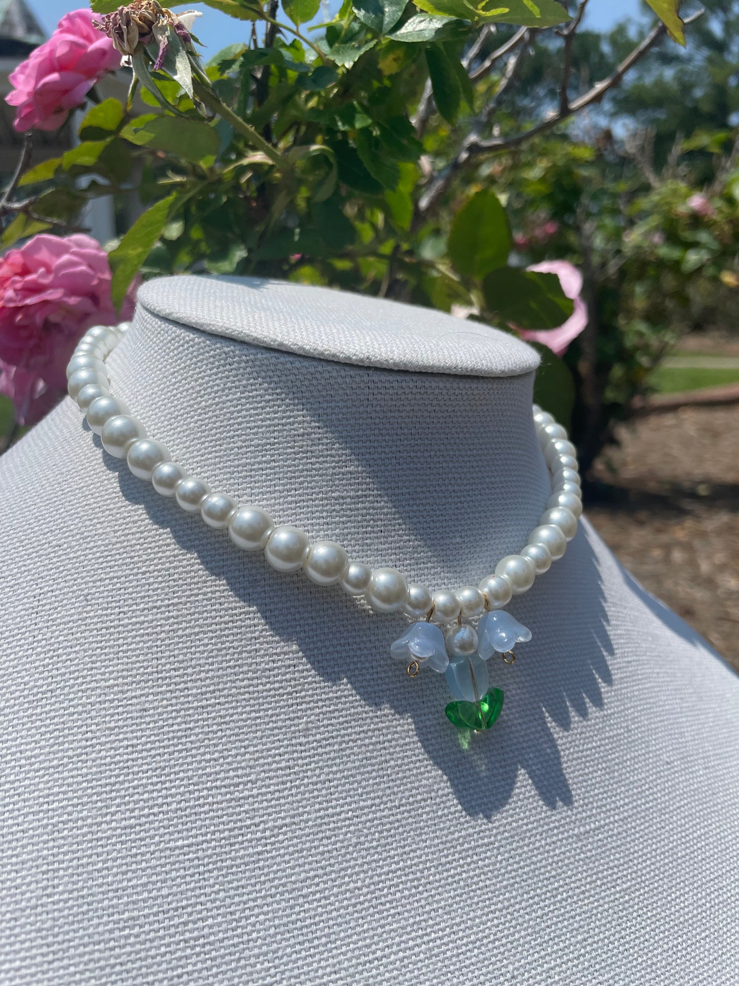 Blue Tulip Pearl Necklace