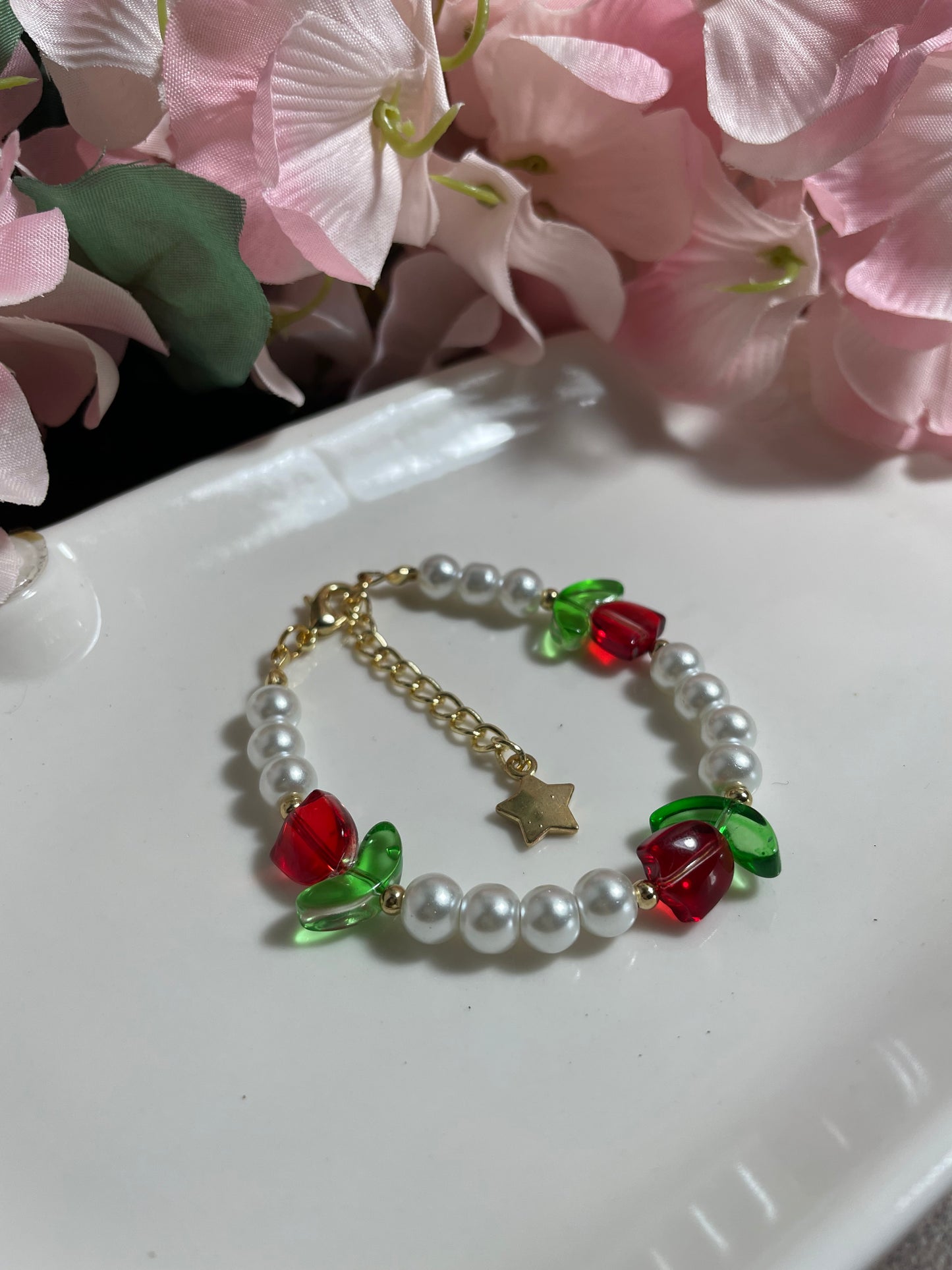 Pearl Tulip Bracelet